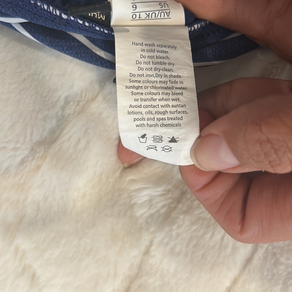 Niptuck Swimsuit, Size 6 - Picture 11 of 15